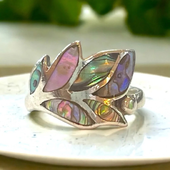 Abalone Sterling Silver Leaf Ring (7.5) - Picture 1 of 8